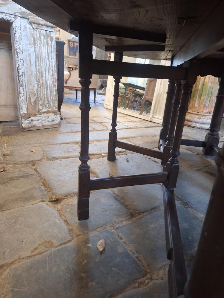 Antique gate-leg table, mid-20th century 