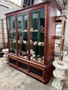 Store showcase cabinet, early 20th century 
