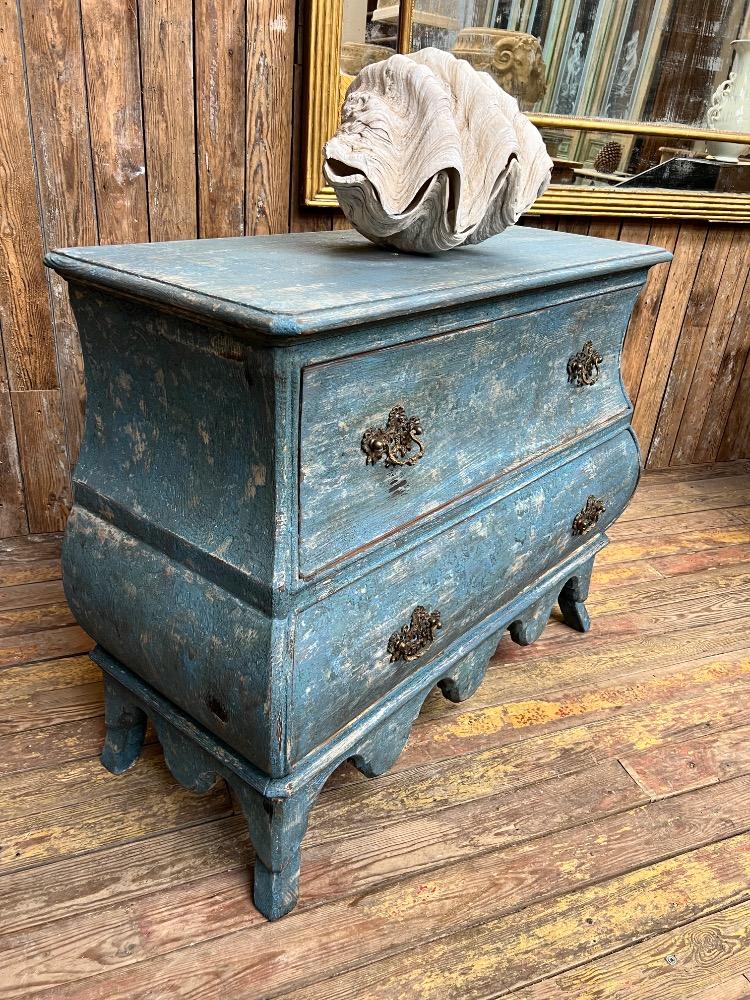 Swedish style commode, early 20th century 