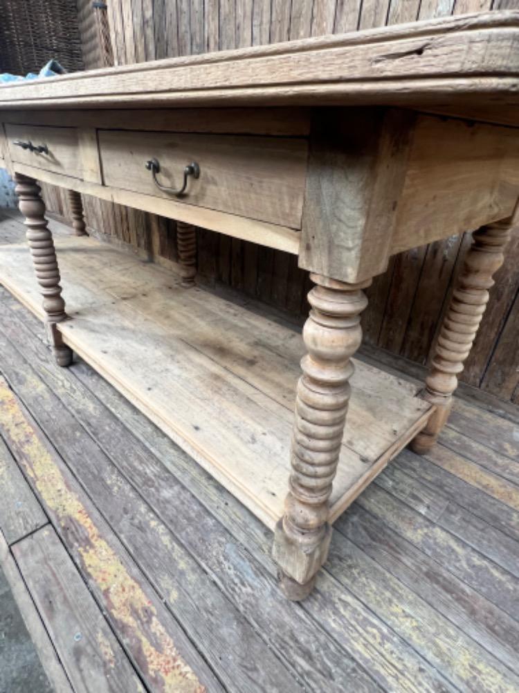 Walnut silk table, mid-19th century 