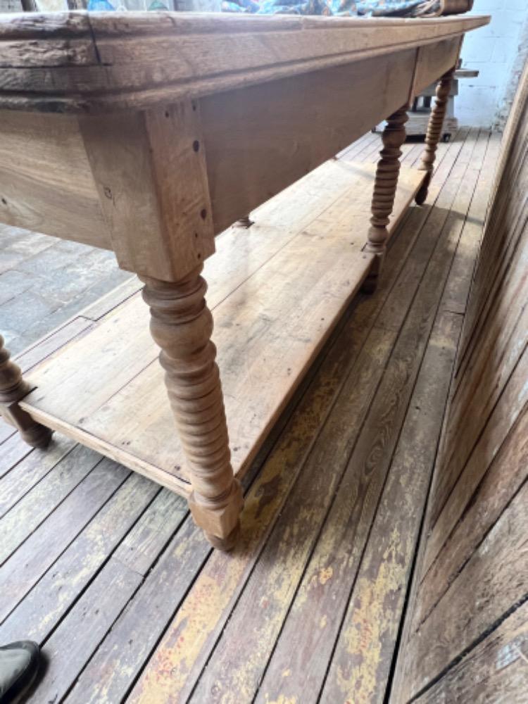 Walnut silk table, mid-19th century 