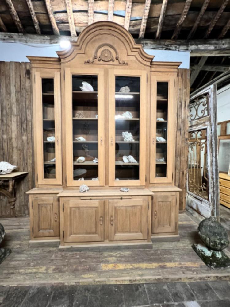 Washed oak cupboard, late 19th century 