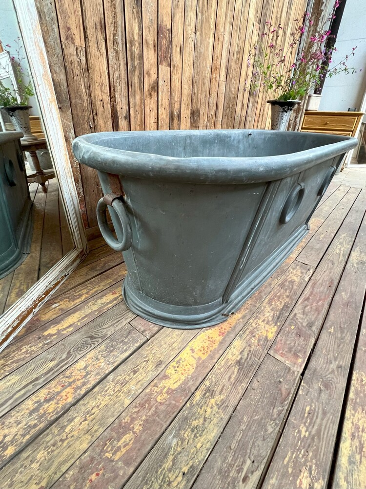 Zinc bathtub, 19th century